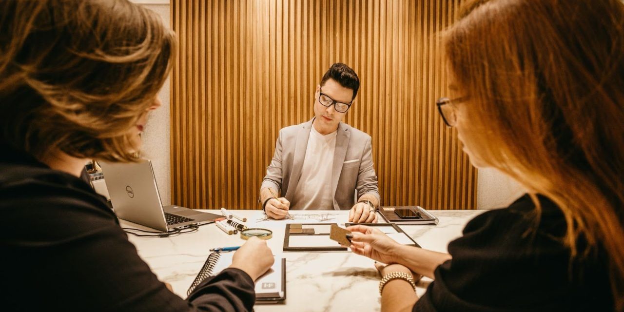 Personal vs Corporate Bankruptcy