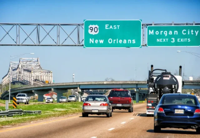 Louisiana car accident laws, traffic to Baton Rouge.