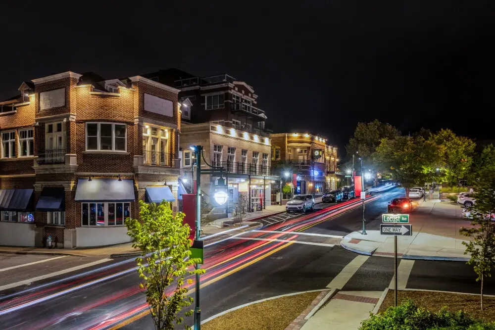 A street following Arkansas car accident laws.