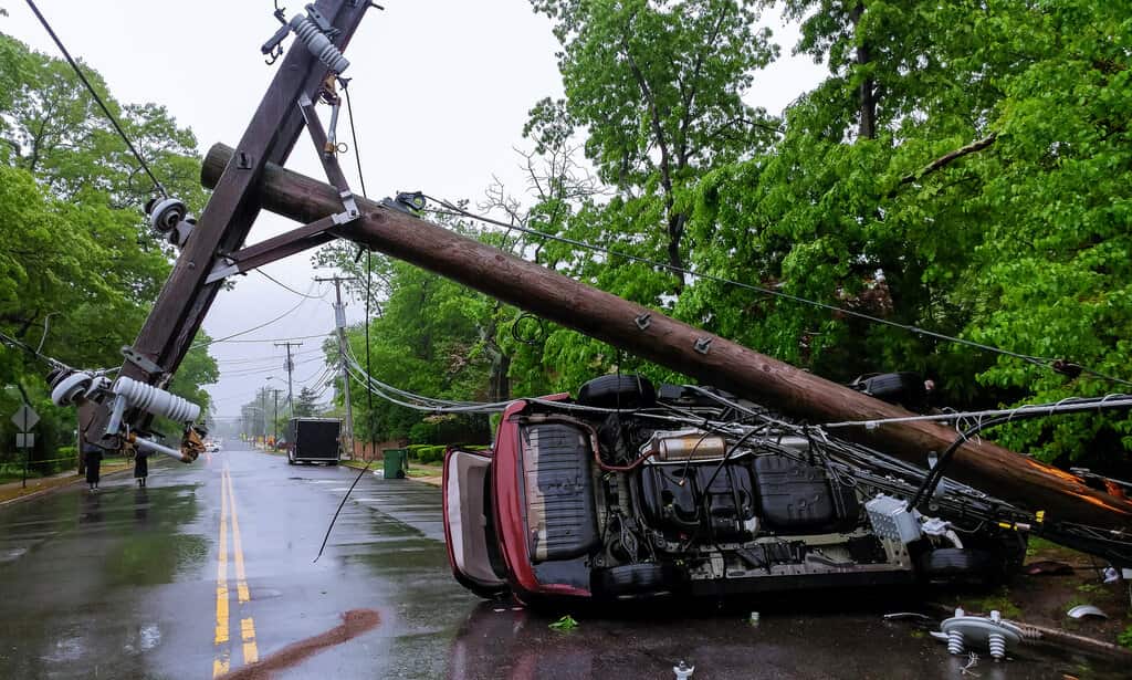How to Handle a Single Car Accident Due to Weather