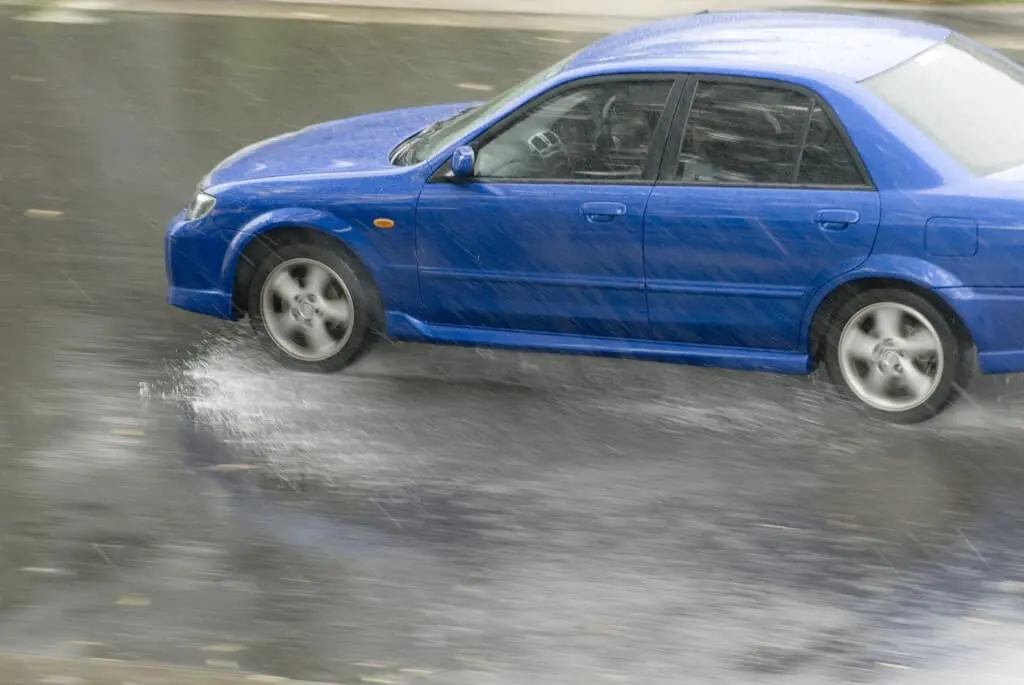 Who is At-Fault in a Hydroplane Car Accident?